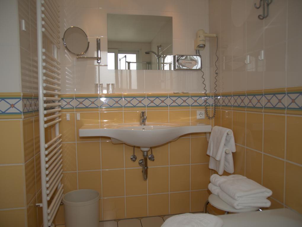 Hotel Alpenblick Garni Uberlingen Quarto foto